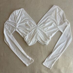 Chic White Long Sleeve Crop Top